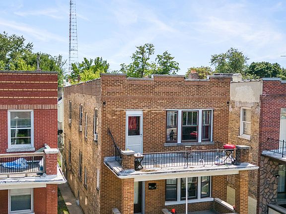 2nd image of 4931 W Henderson St