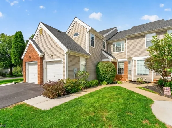 195 Teasel Court, Readington Twp., NJ 08889