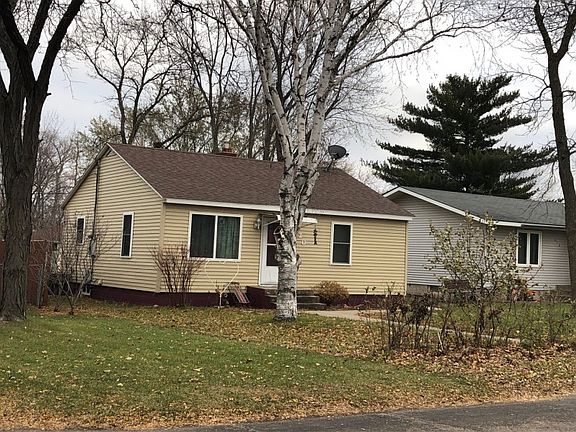 3rd image of 420 31st Ave N