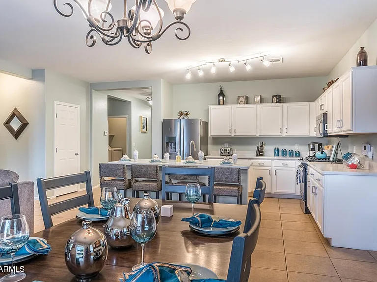 1546 E Azalea Dr — Photo 41