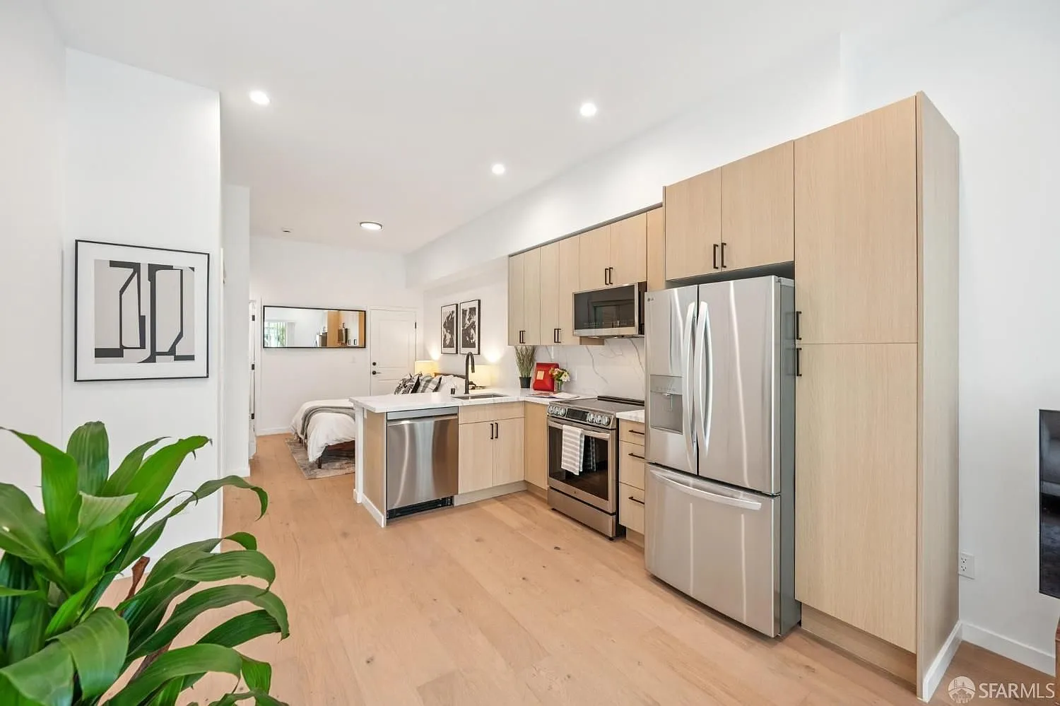 Studio, $4,895 — Photo 1