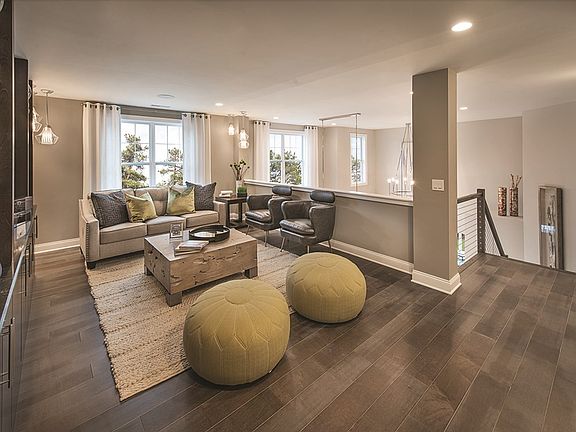 4th image of 65 Phoebe St #37