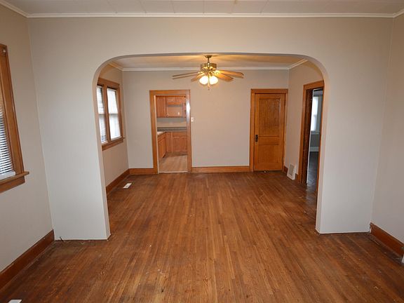 2nd image of 1315 W 28th St