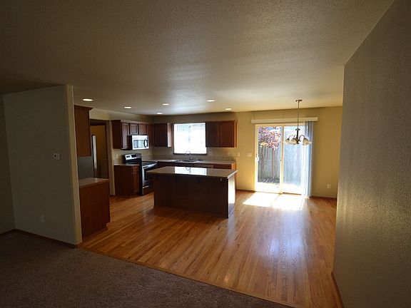 2nd image of 15814 123rd Ave E
