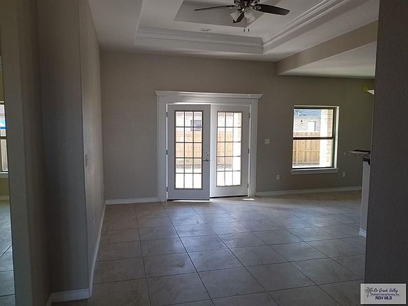 3rd image of 3221 Rocky Row Dr