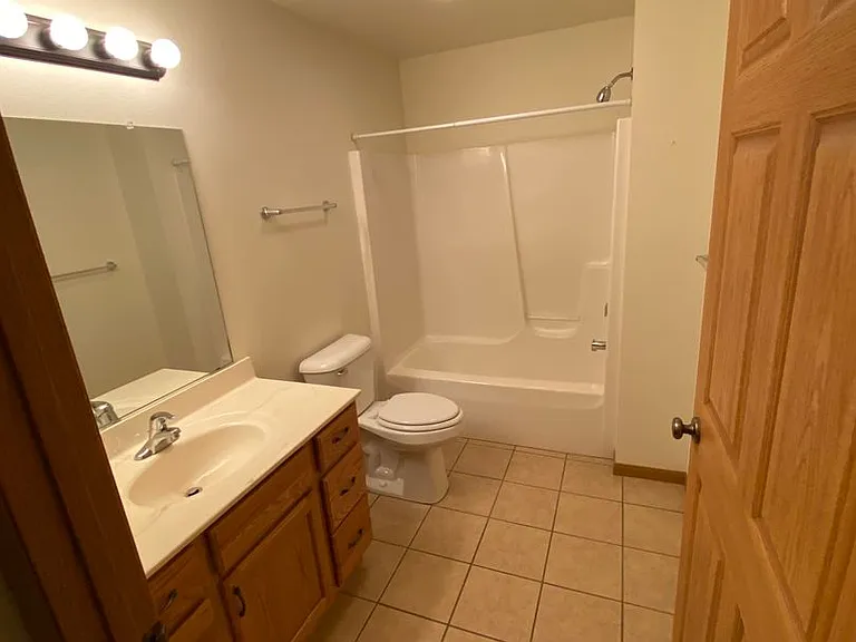 722 Hagman St #722 — Photo 5