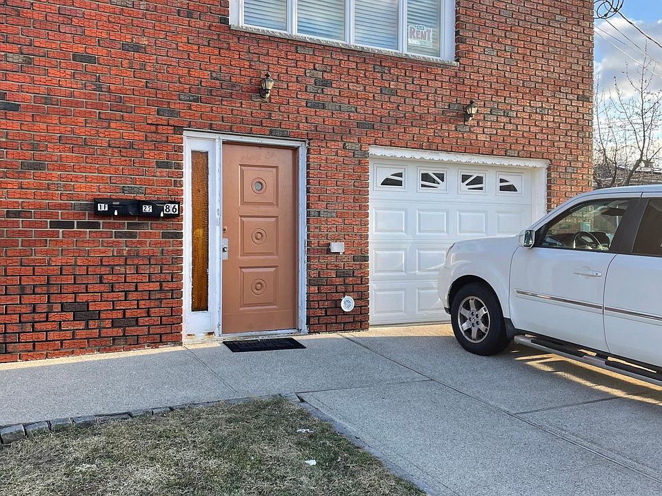1st image of 86 Oswego St