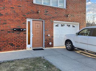 86 Oswego St, Staten Island, NY 10301