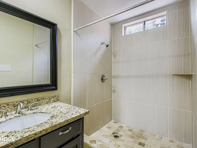 3323 Augusta Blvd — Photo 13