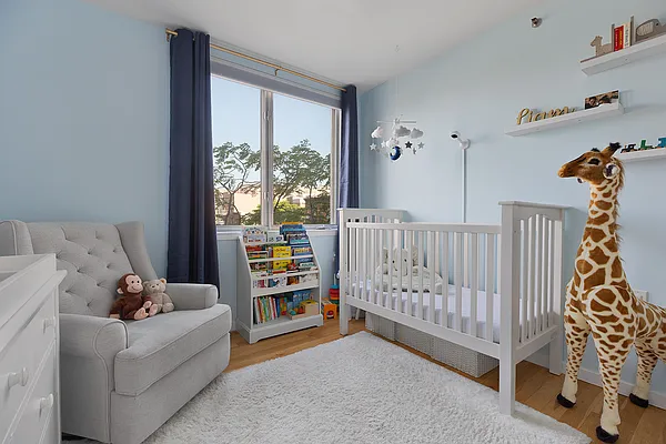Sold by Compass | media 7