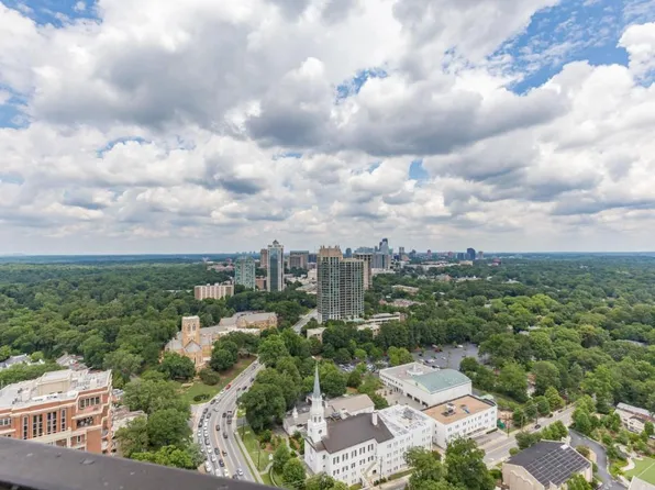 2660 Peachtree Rd NW APT 39F, Atlanta, GA 30305