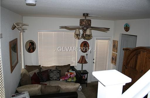 3rd image of 9863 Black Mulberry St