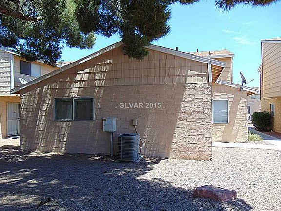 2nd image of 5157 Garden Ln #E