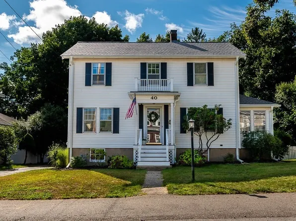 40 Lincoln St, Dedham, MA 02026