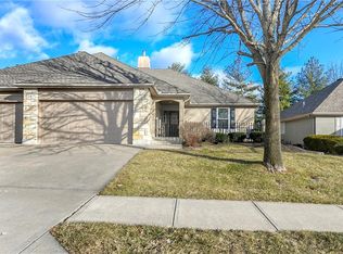 4119 SW Homestead Dr, Lees Summit, MO 64082