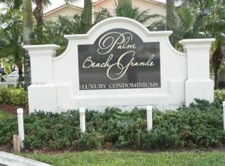 1465 Lake Crystal Dr APT D, West Palm Beach, FL 33411
