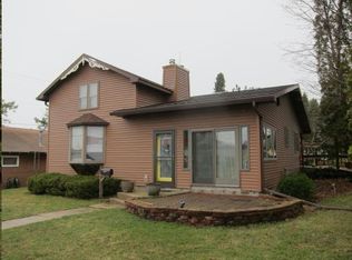 2921 13th St, Monroe, WI 53566