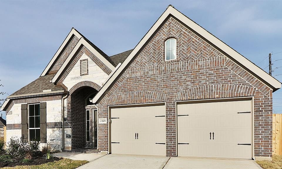 1st image of 13809 Sun Canyon Ln