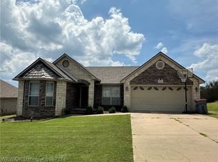1153 Madeleine Ct, Greenwood, AR 72936