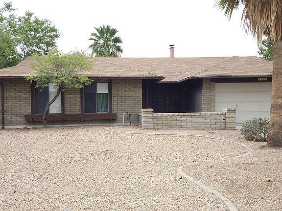 3rd image of 1015 W Strahan Dr