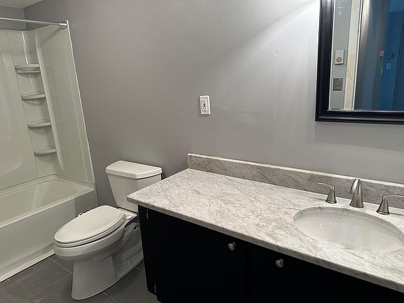 5th image of 33 Candlewood Dr #33