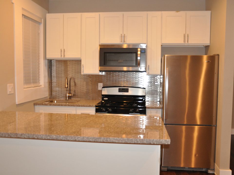 2nd image of 700 4th Ave E #102