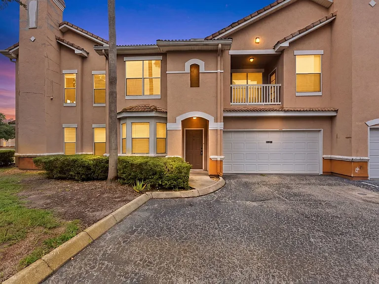 10436 Villa View Cir — Photo 1