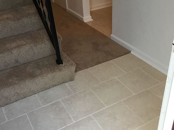 3rd image of 8546 Chesapeake Blvd APT 407