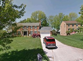 8801 Saddle Ln, Potomac, MD 20854