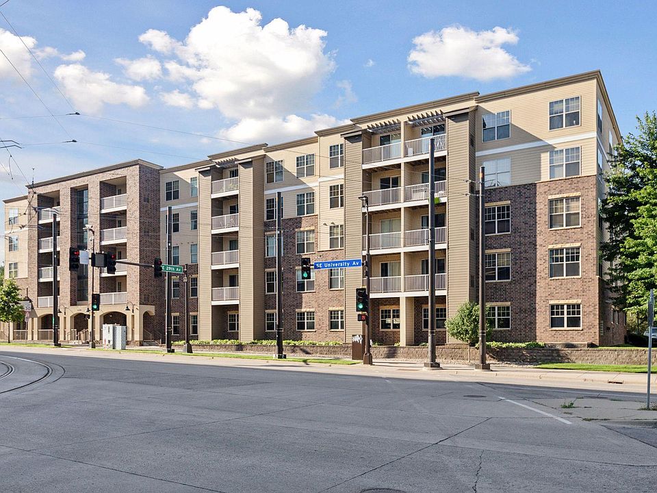 1st image of 2900 University Ave SE APT 306