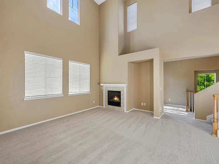 10573 Parkington Ln — Photo 13