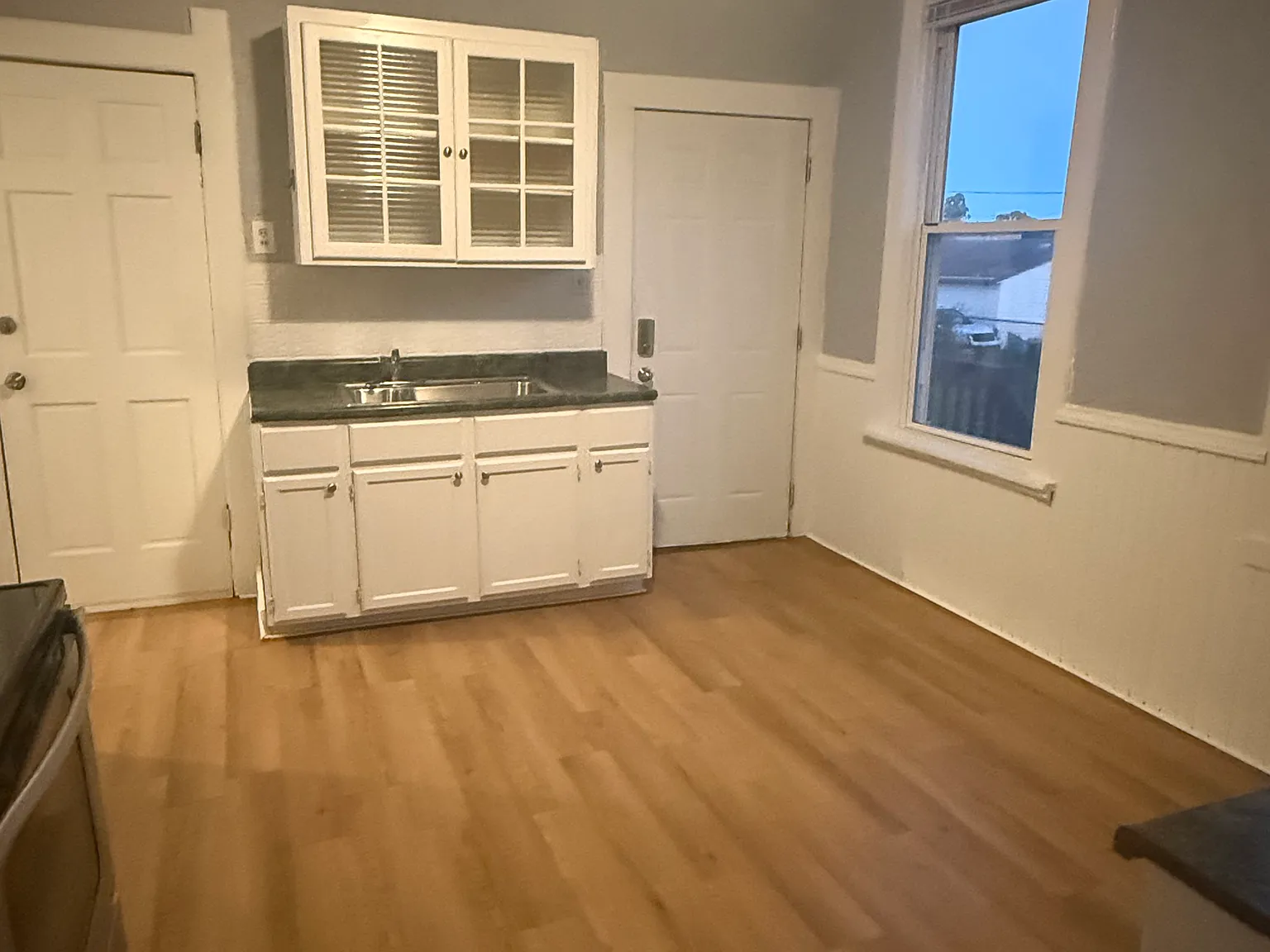 2550 N Vel R Phillips Ave — Photo 4