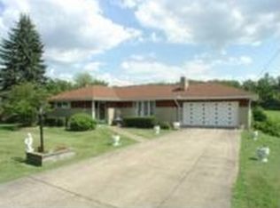 721 McClellandtown Rd, Uniontown, PA 15401