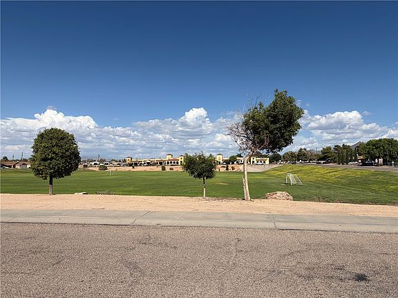 2nd image of 2744 Emerson Avenue