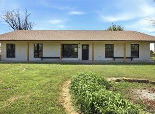 22112 W Coyote Trl #S, Sand Springs, OK 74063