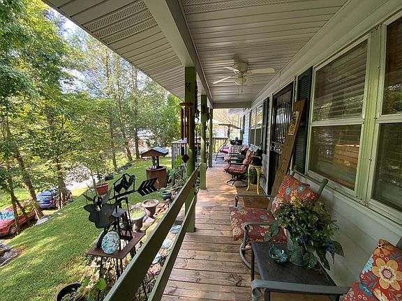 5th image of 635 Cedar Rd