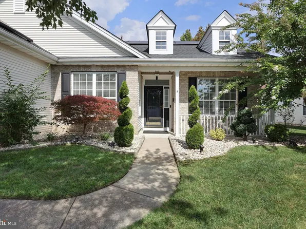 14 Harrington Dr, Columbus, NJ 08022