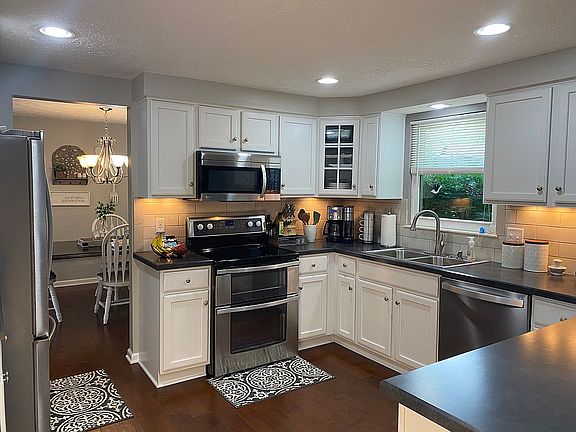5th image of 4841 Whitewood Ct