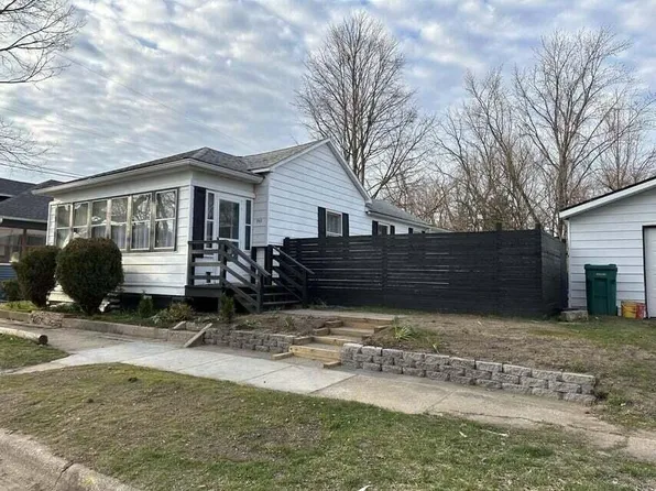 707 5th St, La Porte, IN 46350