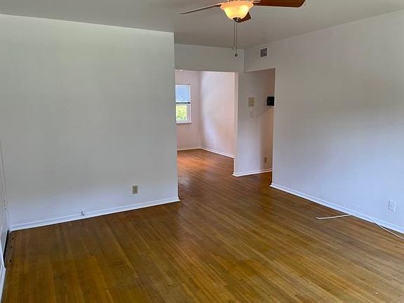 5th image of 3640 Kalsman Dr Unit 1