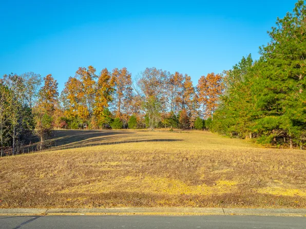 112 River Place Dr #28, Birchwood, TN 37308