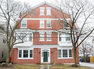 42 Broad St APT 1, Salem, MA 01970