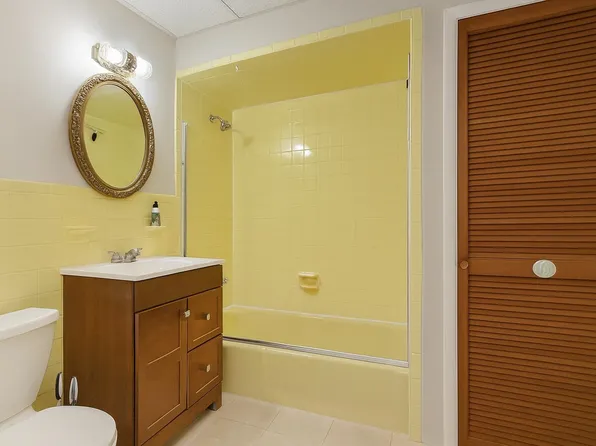 701 Bergen Avenue image 16 of 17