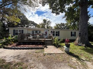 106 Maple Cir, Moyock, NC 27958