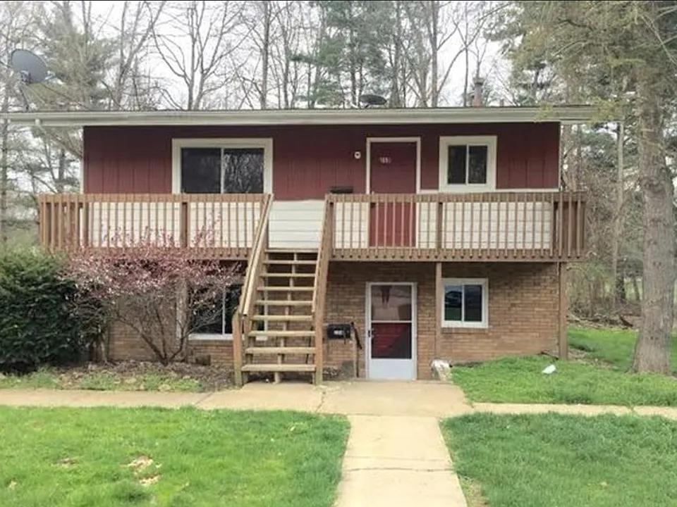 1156 Jason Ave