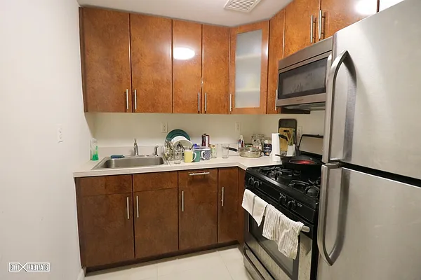 Rented by Citi Habitats | media 34