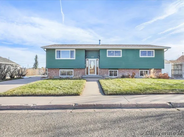 409 Beech Ave, Pine Bluffs, WY 82082