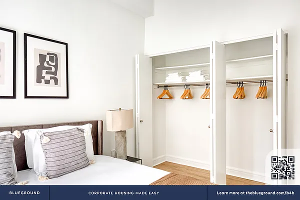 Rented by The Blueground | media 25