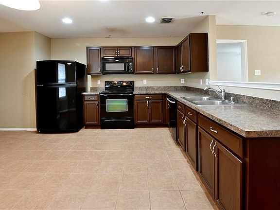 2nd image of 1733 Trego Dr