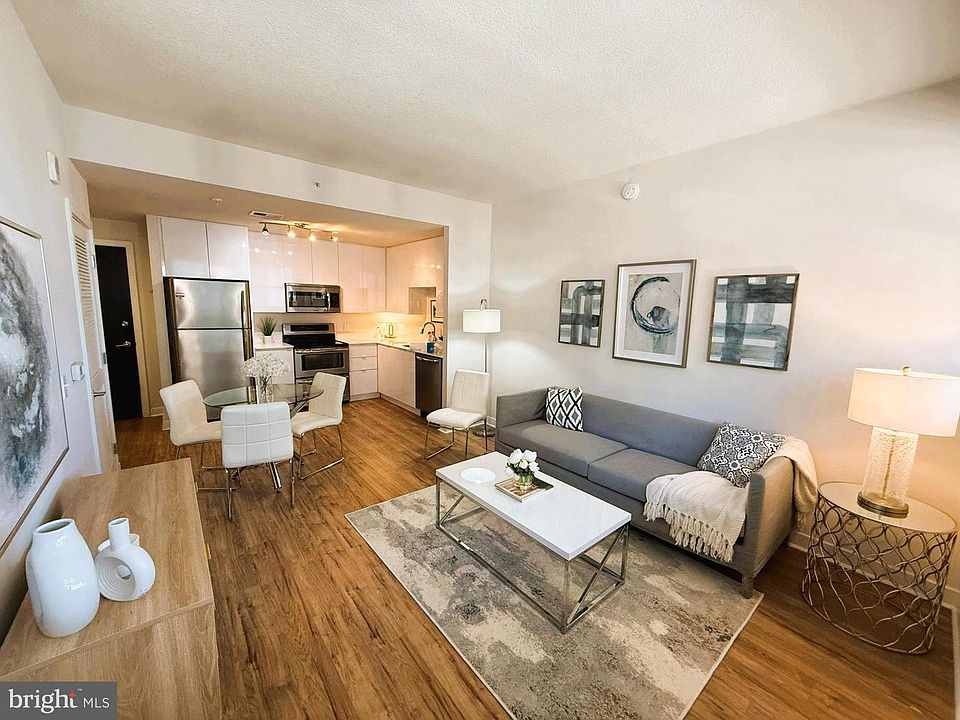 1st image of 460 New York Ave NW Unit 401